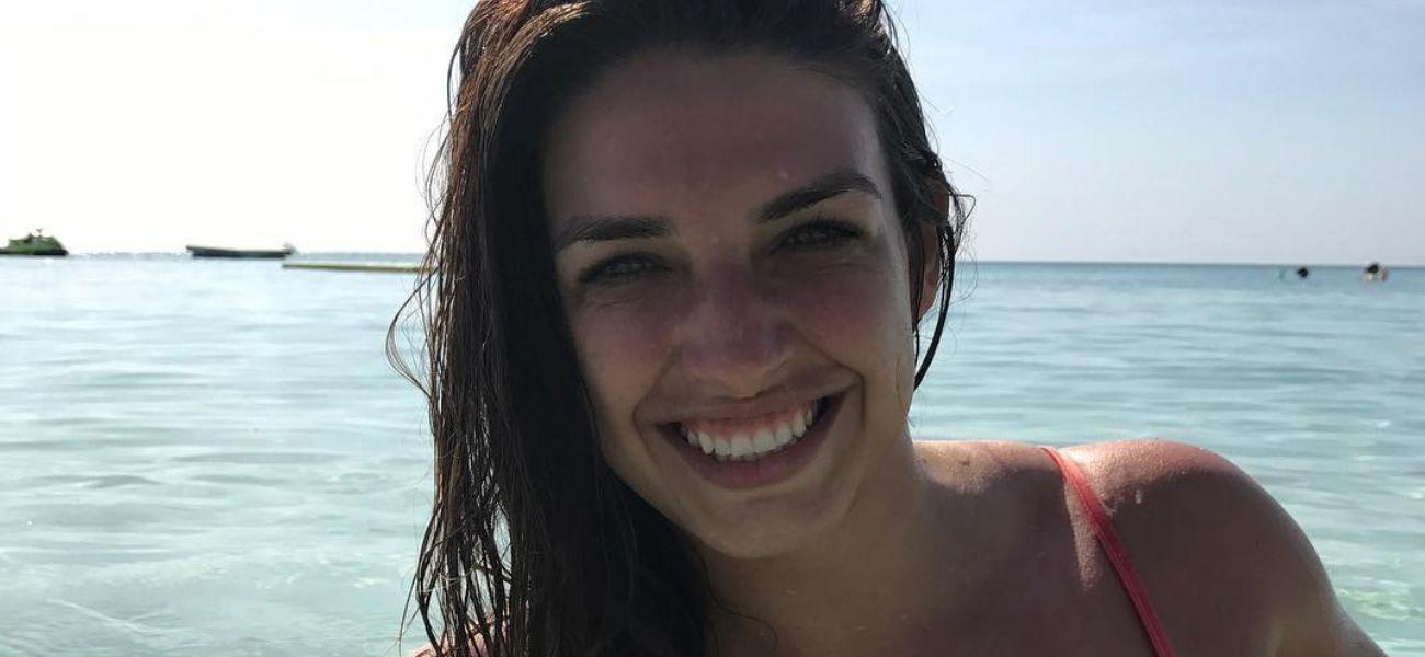 mackenzie-dern-2.jpg UFC Bombshell Mackenzie Dern calienta Instagram en bikini, los fanáticos lloran 'ai'