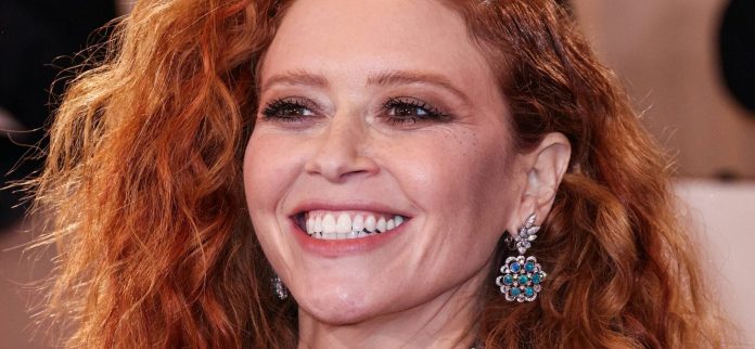 Natasha-Lyonne-6-scaled-e1775661650594.jpg Natasha Lyonne corre el riesgo de sufrir una 'exposición indecente' en el evento 'Euphoria'